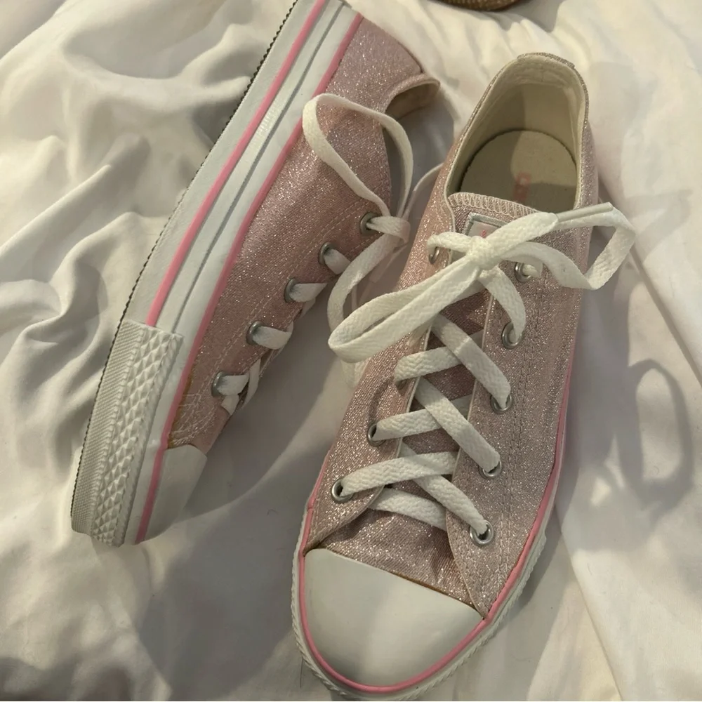 Vintage Y2K Converse‎ All Star Pink Glitter Low Top Kids Size 3 (2001)